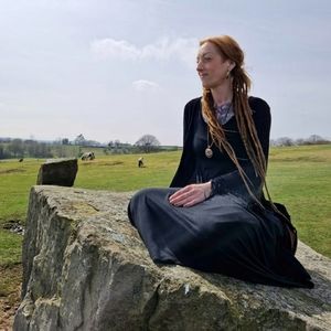 Meet your Posher, Amelia